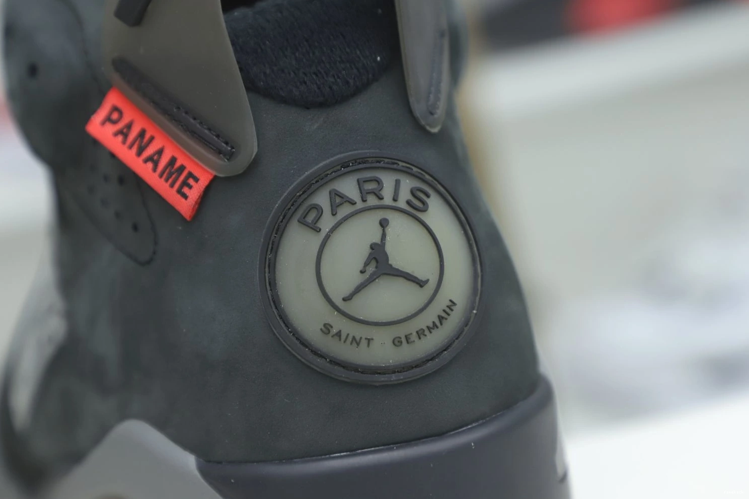 JORDAN PARIS 'IRON X SAINT-GERMAIN 6 AIR RETRO GREY' 0302